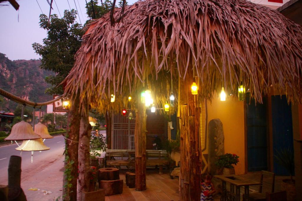 Nguyen Shack - Phong Nha Central Town Εξωτερικό φωτογραφία